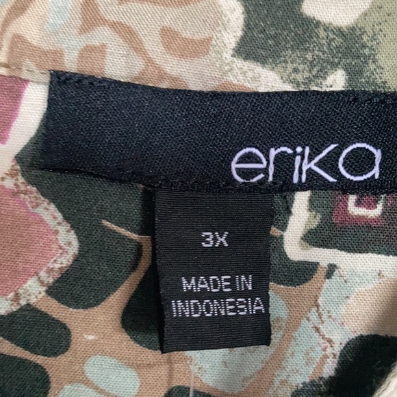 Relisted Erika abstract floral painterly print button down sleeveless top - Picture 8 of 17